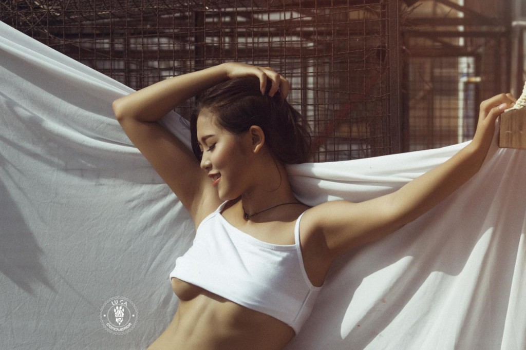 ẢNH SEX gái xinh dọn nhà gây sốt cộng đồng mạng ẢNH SEX gái xinh dọn nhà gây sốt cộng đồng mạng